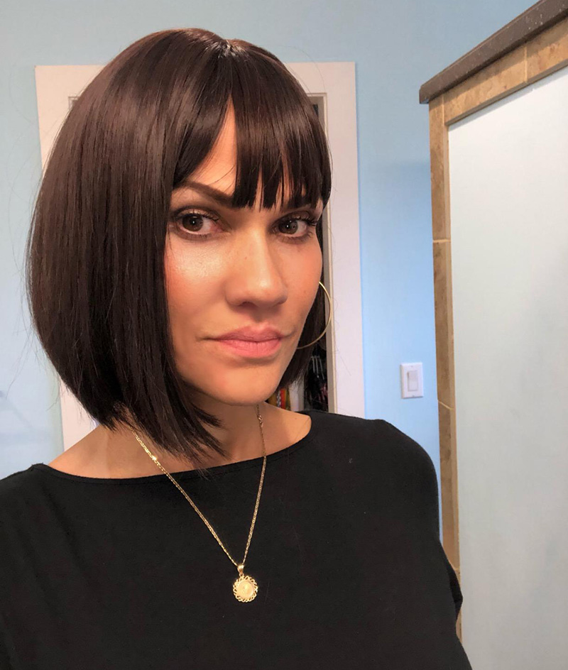 Parrucche Di Capelli Umani Di Remy Senza Cappuccio In Stile Bob Corto Dritto Con Frangetta