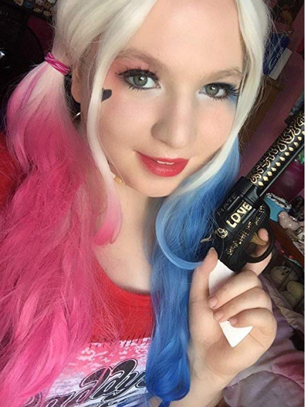 Parrucca Sintetica Senza Cappuccio Per Cosplay Con Onda Sciolta Di Colore Rosa Blu Lungo Con Riga Centrale 24 Pollici