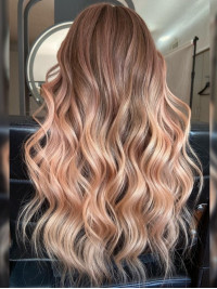 Parrucca Frontale In Pizzo Con Capelli Umani Remy Ondulati Rosa Lunghi