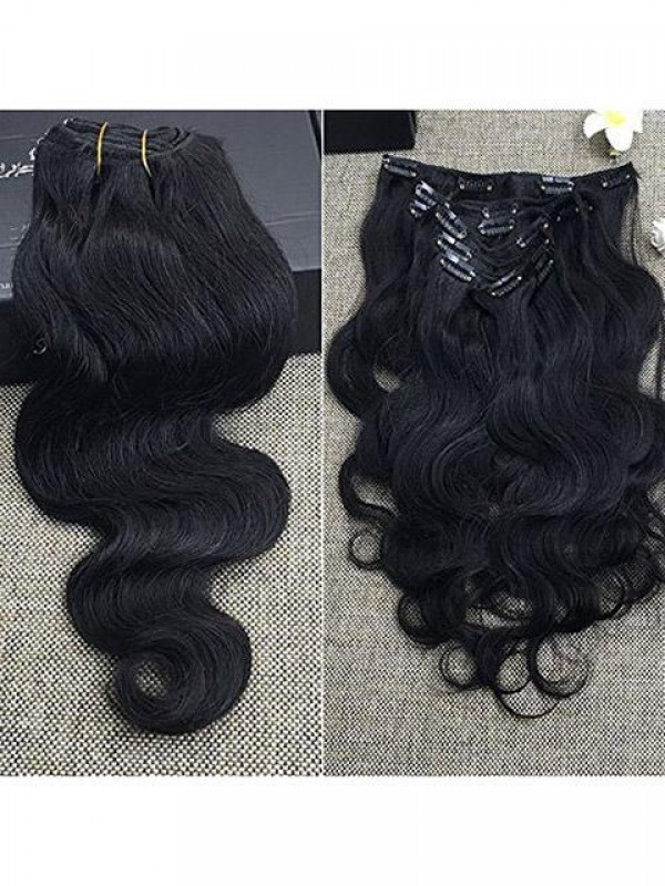 Clip Nera Naturale Ondulata Nelle Estensioni Dei Capelli