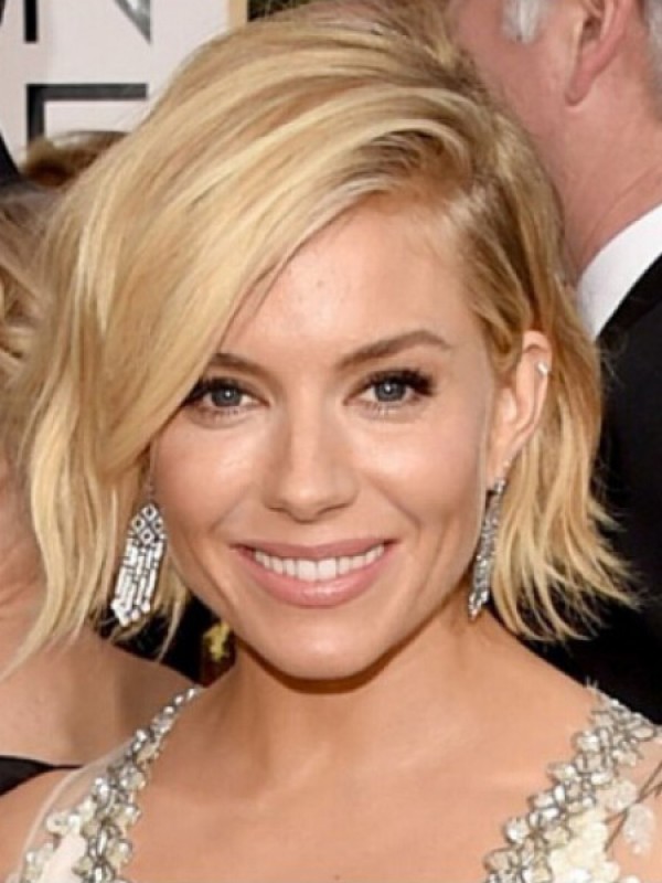 Sienna Miller Parrucche Sintetiche Corte Ondulate In Pizzo Pieno Con Frangia Laterale