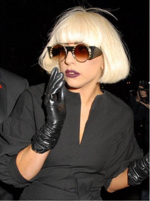 Parrucche Sintetiche Senza Cappuccio Corte Diritte Stile Lady Gaga Bob Con Frangia