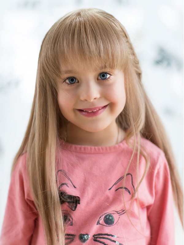 Parrucca Dritta Per Capelli Ad Angolo Lungo Da Bambina Con Frangetta