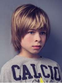 Capelli Sintetici Medi Con Frangia Per Ragazzi