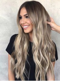 Parrucche Di Capelli Umani Senza Cappuccio Ondulati Lunghi Con Separazione Centrale Ombre 22 Pollici