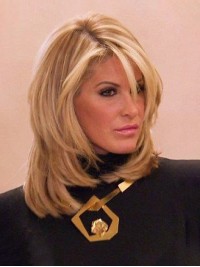 Parrucca Anteriore In Pizzo Biondo Con Lunghezza Della Spalla Di Kim Zolciak Con Frangia Laterale 16 Pollici