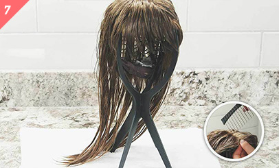 Passaggio 6a: asciugare i capelli sintetici Passaggio 6a: asciugare i capelli sintetici